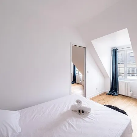 Apartment Studio Arc De Triomphe Champs Elysees