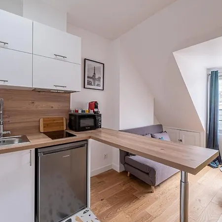 Apartment Studio Arc De Triomphe Champs Elysees